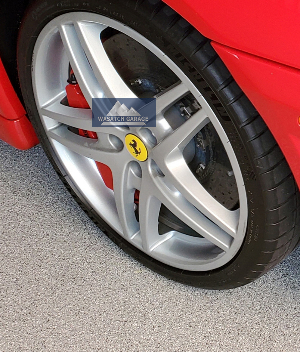 Garage_Car_Tire_Ferrari